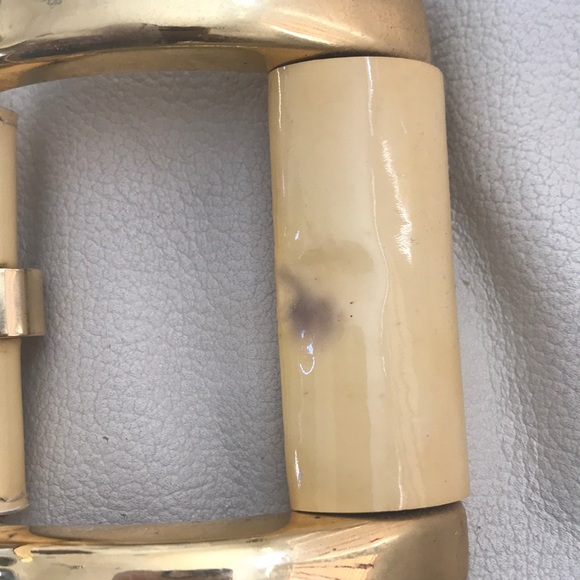 Authentic D&G Yellow patent leather belt - Picture 5 of 5